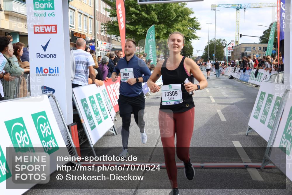15.09.2024 - PSD Bank Halbmarathon Strokosch-Dieckow http://msf.ph/oto/7070524 15.09.2024 12:31:38 Ziel 1948, 1961, 2259, 3089, 3309, 3486, 3542 meine-sportfotos.de
