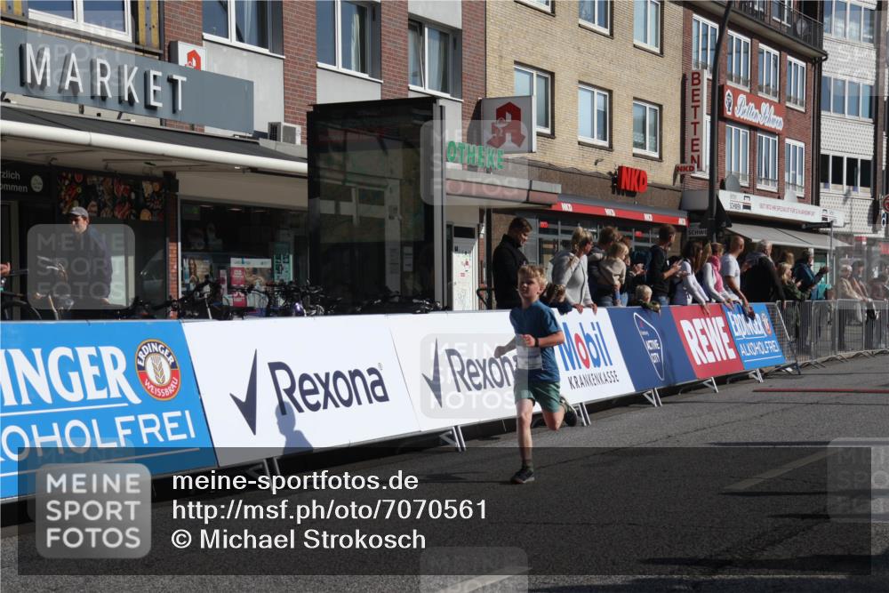 15.09.2024 - PSD Bank Halbmarathon Michael Strokosch http://msf.ph/oto/7070561 15.09.2024 10:26:49 Ziel 42, 69, 134, 196, 212, 215, 237, 284 meine-sportfotos.de
