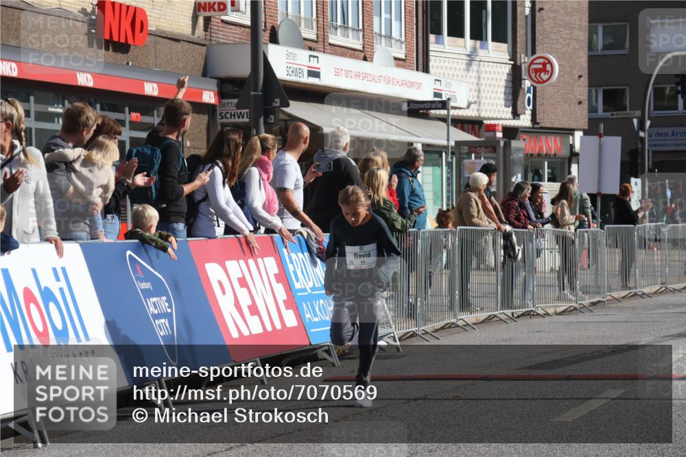 15.09.2024 - PSD Bank Halbmarathon Michael Strokosch http://msf.ph/oto/7070569 15.09.2024 10:26:50 Ziel 42, 69, 134, 212, 215, 284 meine-sportfotos.de