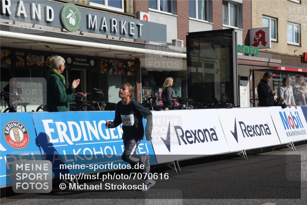 15.09.2024 - PSD Bank Halbmarathon Michael Strokosch http://msf.ph/oto/7070616 15.09.2024 10:26:53 Ziel 42, 69, 215, 270, 284 meine-sportfotos.de