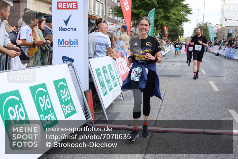 15.09.2024 - PSD Bank Halbmarathon Strokosch-Dieckow http://msf.ph/oto/7070635 15.09.2024 12:23:10 Ziel 2238, 2394, 3199, 3219, 3361, 3443 meine-sportfotos.de