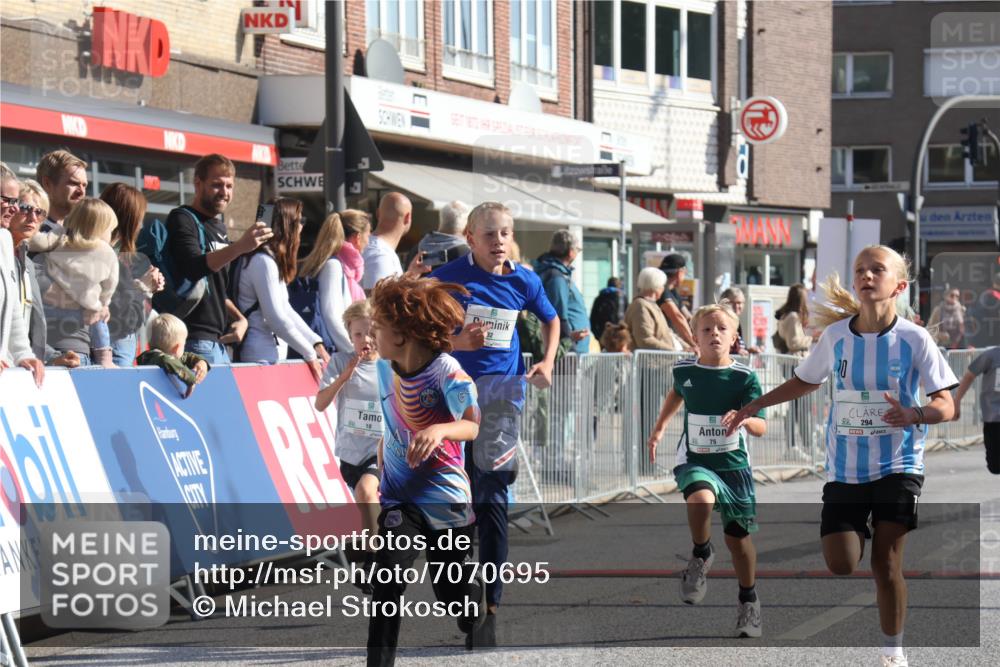 15.09.2024 - PSD Bank Halbmarathon Michael Strokosch http://msf.ph/oto/7070695 15.09.2024 10:27:01 Ziel 18, 42, 69, 75, 82, 167, 198, 210, 270, 294 meine-sportfotos.de
