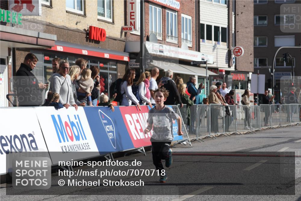 15.09.2024 - PSD Bank Halbmarathon Michael Strokosch http://msf.ph/oto/7070718 15.09.2024 10:27:03 Ziel 18, 42, 69, 75, 82, 167, 198, 210, 270, 294 meine-sportfotos.de