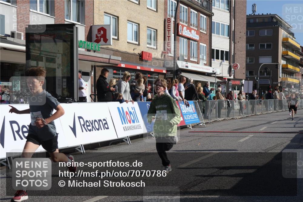 15.09.2024 - PSD Bank Halbmarathon Michael Strokosch http://msf.ph/oto/7070786 15.09.2024 10:27:08 Ziel 18, 42, 75, 82, 87, 136, 139, 167, 198, 210, 219, 268, 270, 272, 294 meine-sportfotos.de