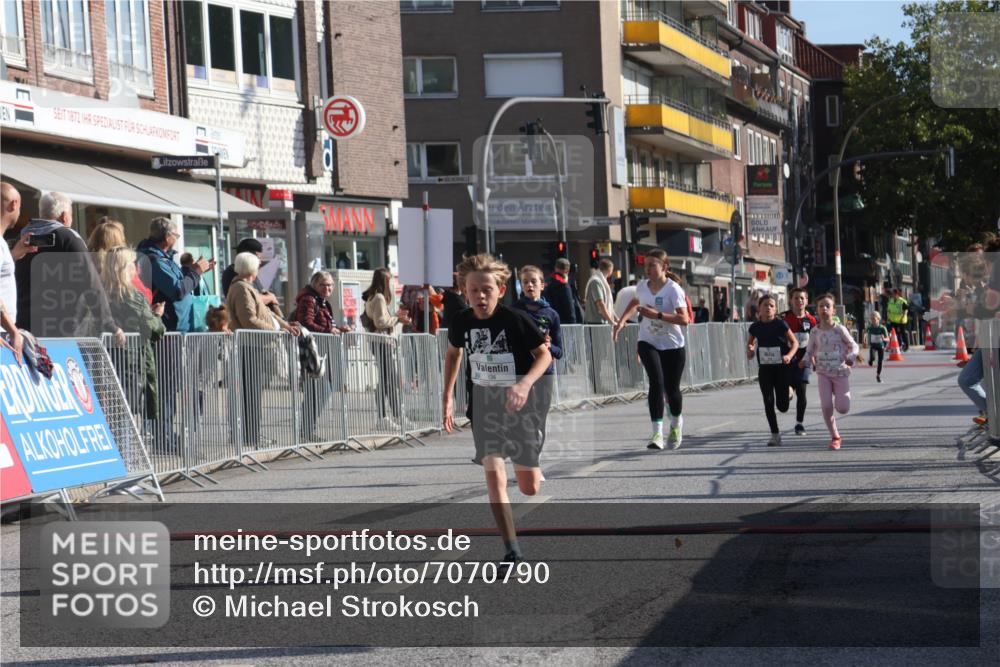 15.09.2024 - PSD Bank Halbmarathon Michael Strokosch http://msf.ph/oto/7070790 15.09.2024 10:27:11 Ziel 18, 48, 75, 82, 87, 136, 139, 167, 198, 210, 219, 268, 270, 272, 294 meine-sportfotos.de