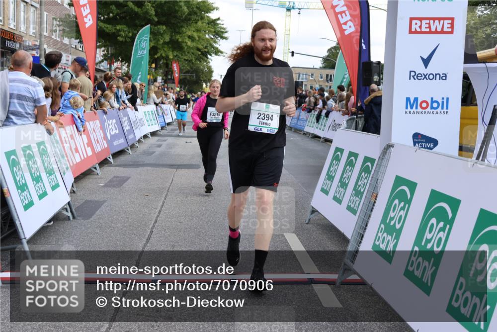 15.09.2024 - PSD Bank Halbmarathon Strokosch-Dieckow http://msf.ph/oto/7070906 15.09.2024 12:23:14 Ziel 2394, 3219, 3361 meine-sportfotos.de