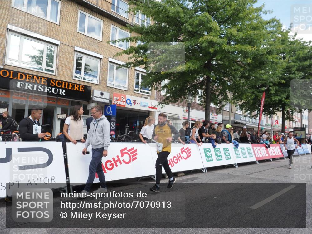 15.09.2024 - PSD Bank Halbmarathon Miley Keyser http://msf.ph/oto/7070913 15.09.2024 12:24:20 Ziel 1765, 1997, 2081, 2527, 3008, 3222, 3256, 3339, 3371, 3452, 3543 meine-sportfotos.de