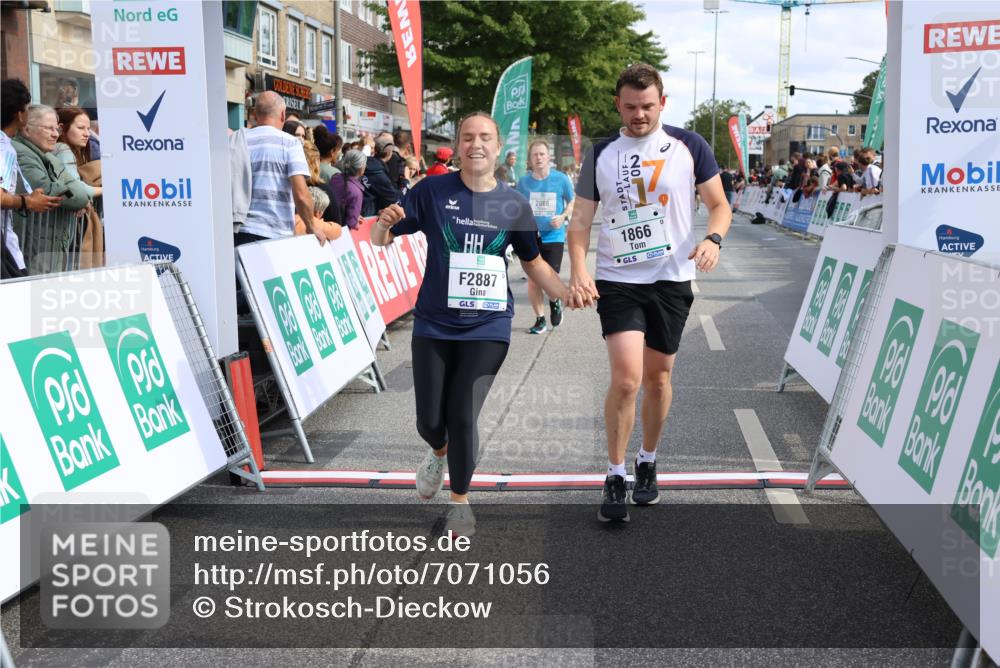 15.09.2024 - PSD Bank Halbmarathon Strokosch-Dieckow http://msf.ph/oto/7071056 15.09.2024 12:31:51 Ziel 1866, 2068, 2887 meine-sportfotos.de