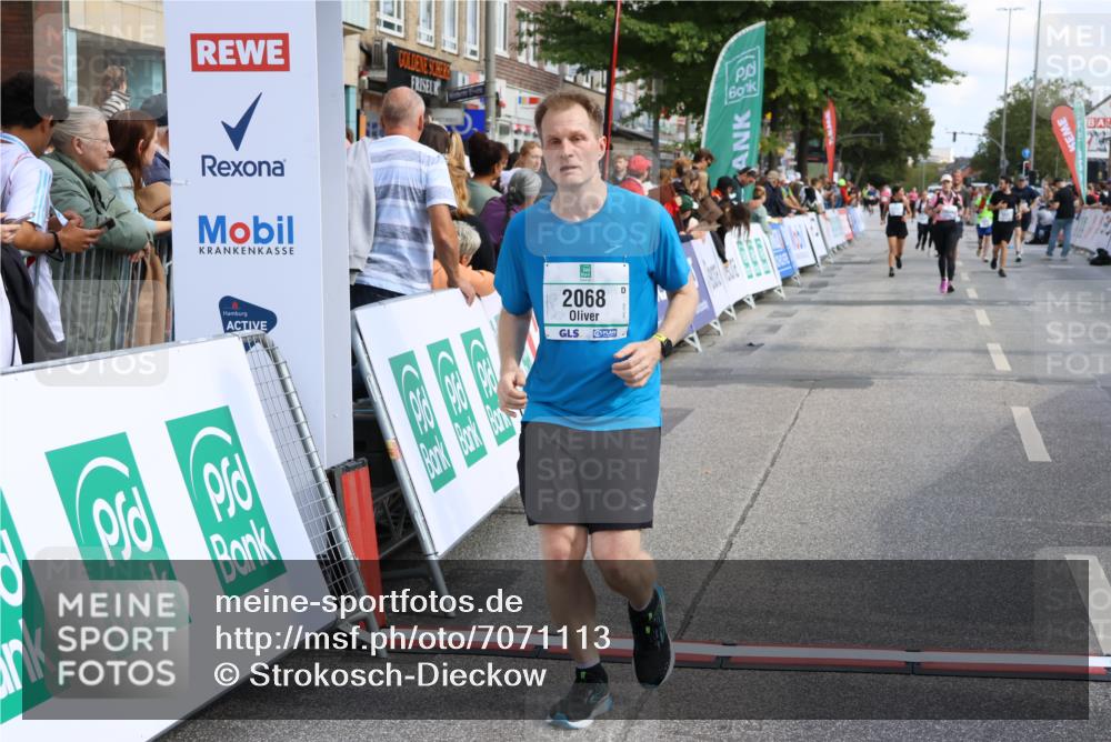 15.09.2024 - PSD Bank Halbmarathon Strokosch-Dieckow http://msf.ph/oto/7071113 15.09.2024 12:31:54 Ziel 1866, 2068, 2887, 3541 meine-sportfotos.de