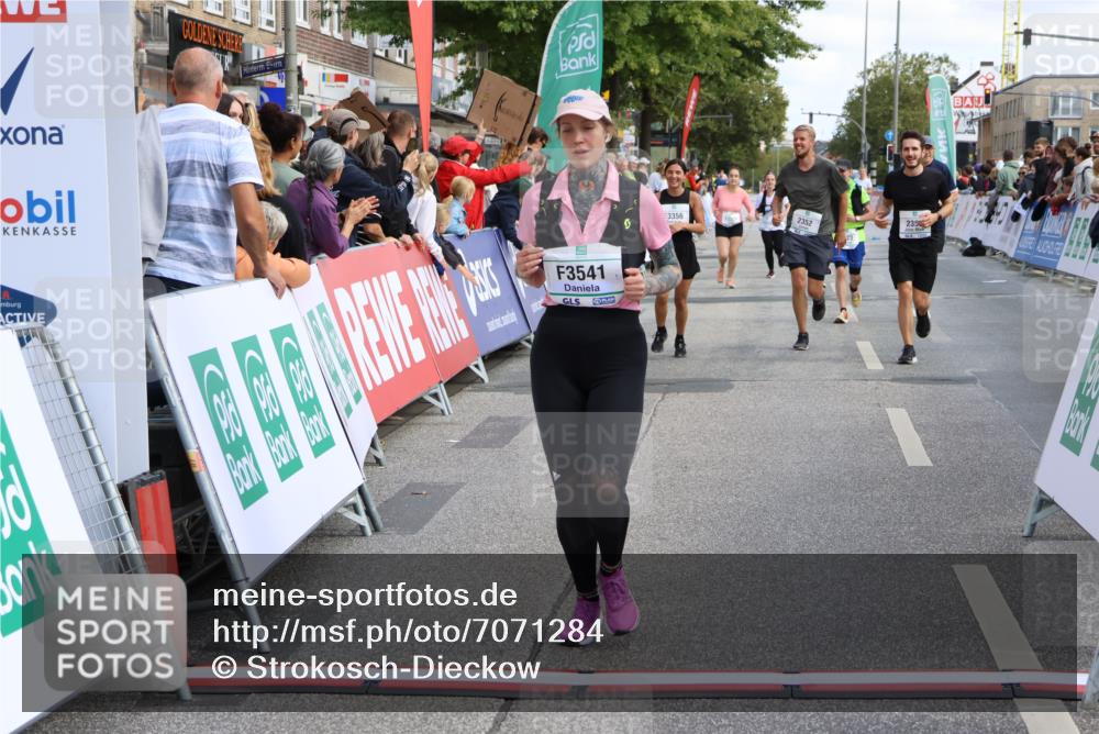 15.09.2024 - PSD Bank Halbmarathon Strokosch-Dieckow http://msf.ph/oto/7071284 15.09.2024 12:32:01 Ziel 1866, 2068, 2192, 2352, 2358, 2423, 2887, 3356, 3541 meine-sportfotos.de