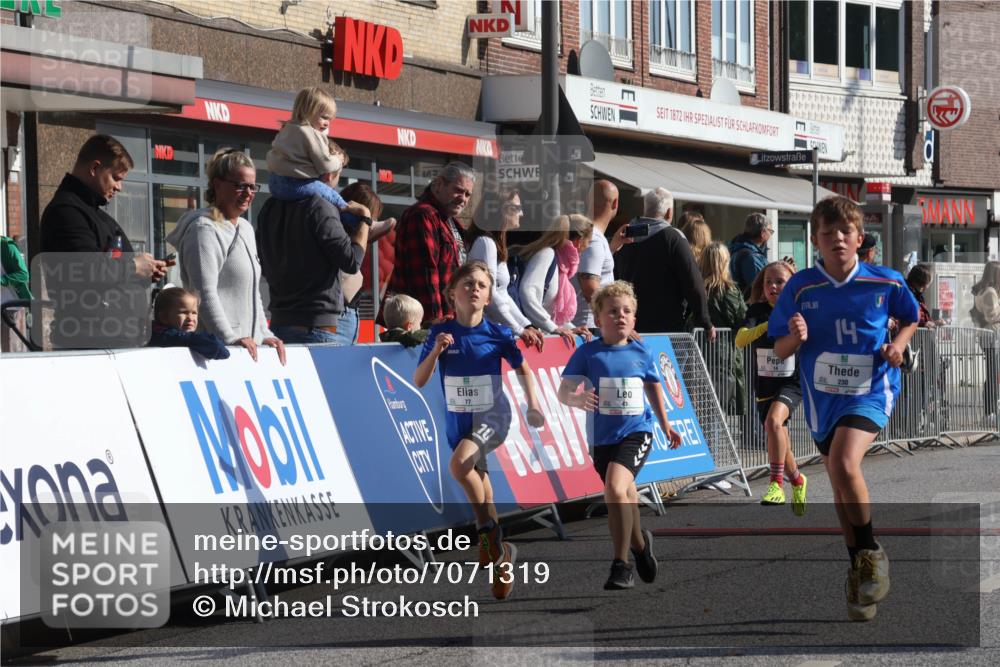 15.09.2024 - PSD Bank Halbmarathon Michael Strokosch http://msf.ph/oto/7071319 15.09.2024 10:27:55 Ziel 14, 27, 28, 43, 77, 94, 108, 128, 138, 230, 247, 249, 261, 262, 293, 296 meine-sportfotos.de