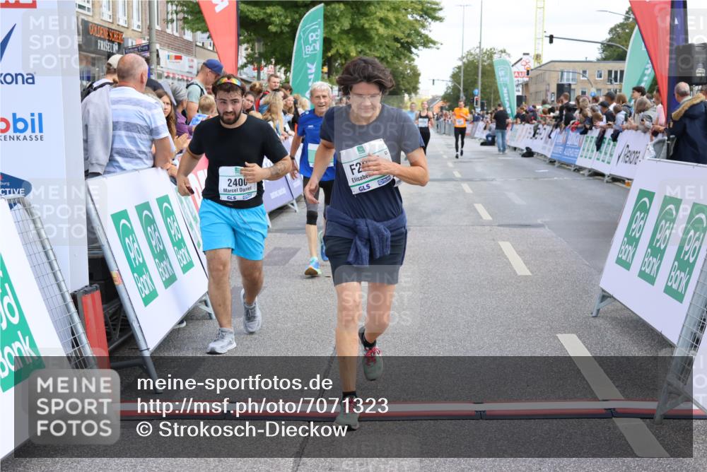 15.09.2024 - PSD Bank Halbmarathon Strokosch-Dieckow http://msf.ph/oto/7071323 15.09.2024 12:23:23 Ziel 803, 2394, 2400, 2933, 2999, 3219, 3320 meine-sportfotos.de