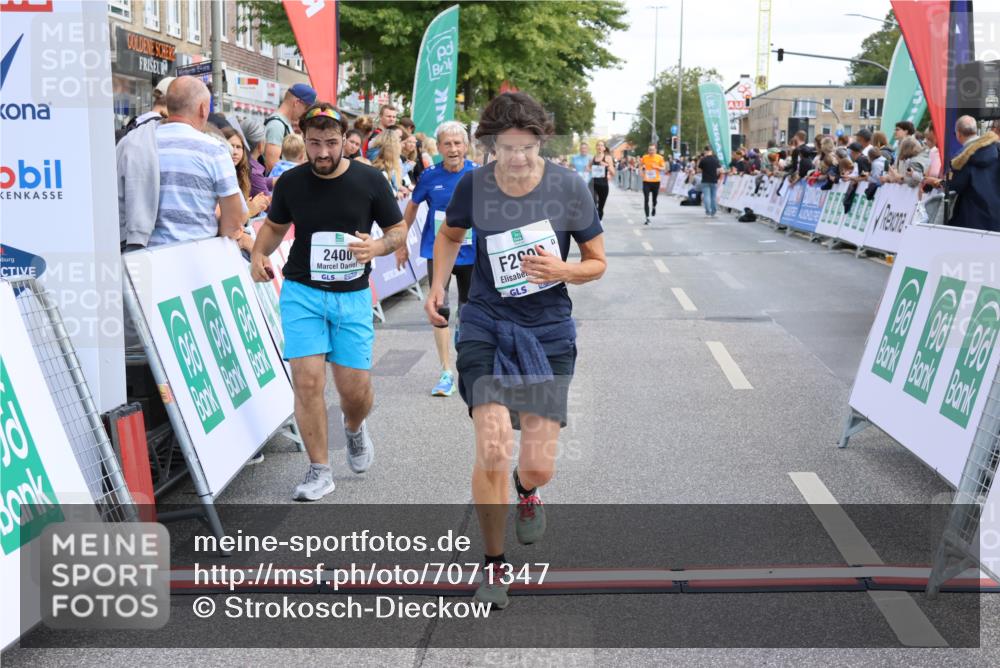 15.09.2024 - PSD Bank Halbmarathon Strokosch-Dieckow http://msf.ph/oto/7071347 15.09.2024 12:23:24 Ziel 803, 2394, 2400, 2933, 2999, 3219, 3320 meine-sportfotos.de
