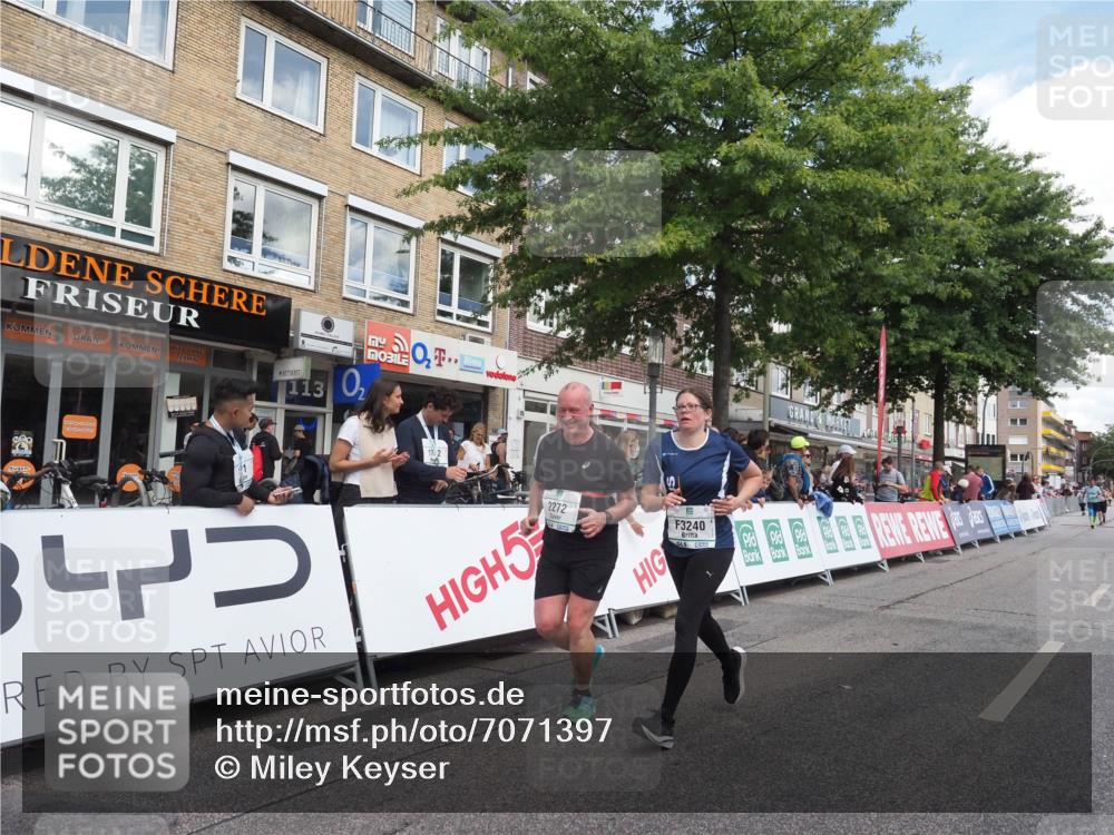 15.09.2024 - PSD Bank Halbmarathon Miley Keyser http://msf.ph/oto/7071397 15.09.2024 12:24:48 Ziel 793, 988, 2102, 2272, 3063, 3240, 3469 meine-sportfotos.de