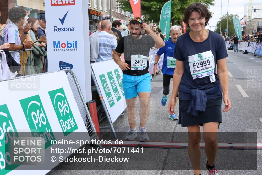 15.09.2024 - PSD Bank Halbmarathon Strokosch-Dieckow http://msf.ph/oto/7071441 15.09.2024 12:23:25 Ziel 803, 2394, 2400, 2933, 2999, 3219, 3320 meine-sportfotos.de