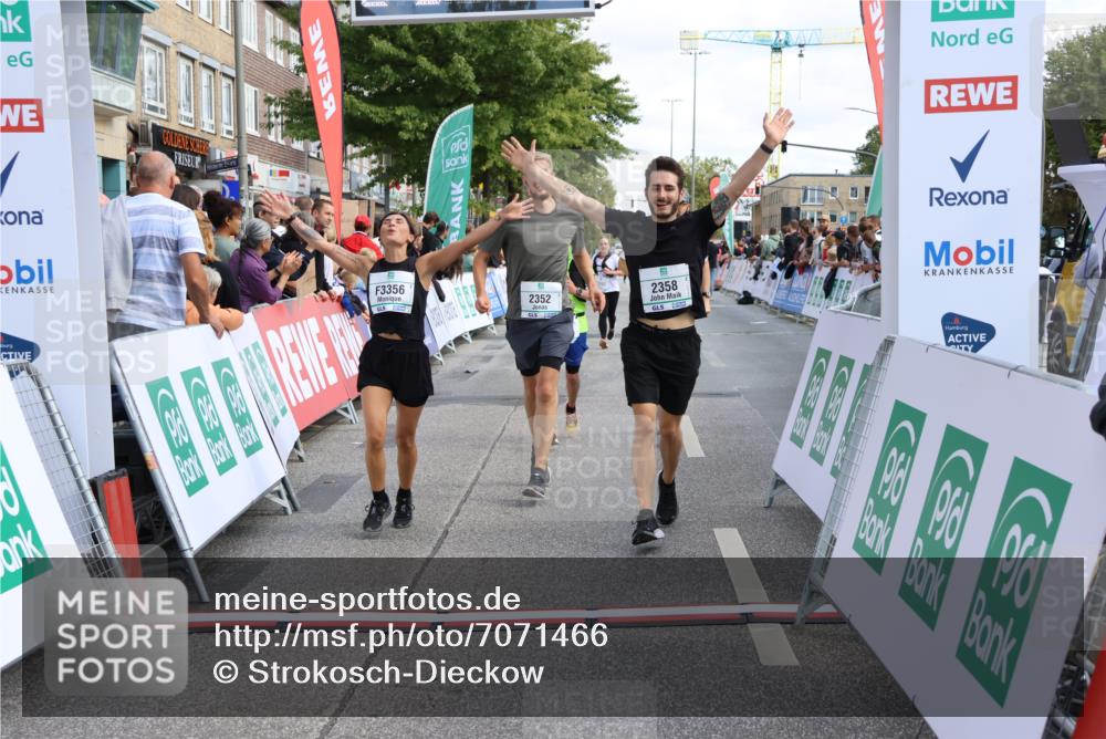 15.09.2024 - PSD Bank Halbmarathon Strokosch-Dieckow http://msf.ph/oto/7071466 15.09.2024 12:32:04 Ziel 2068, 2192, 2352, 2358, 2423, 3014, 3203, 3207, 3356, 3541 meine-sportfotos.de