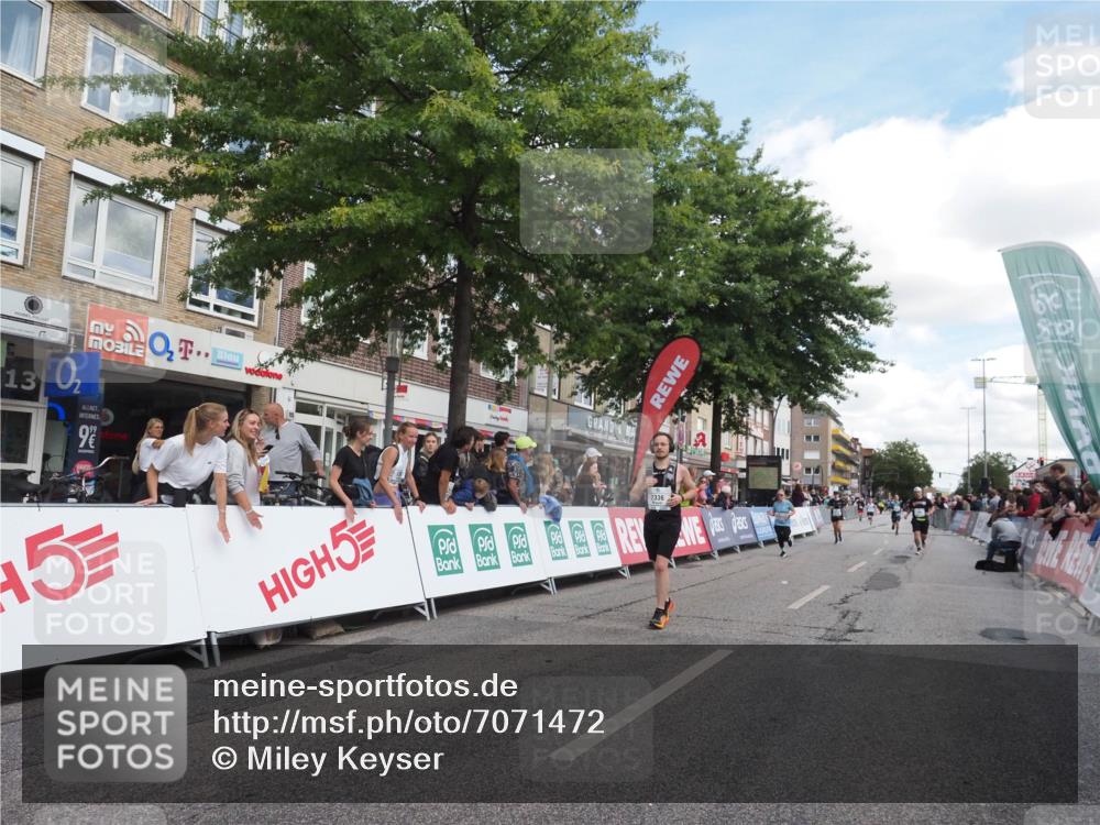 15.09.2024 - PSD Bank Halbmarathon Miley Keyser http://msf.ph/oto/7071472 15.09.2024 12:25:01 Ziel 793, 1409, 2272, 2336, 2771, 3101, 3240, 3298 meine-sportfotos.de