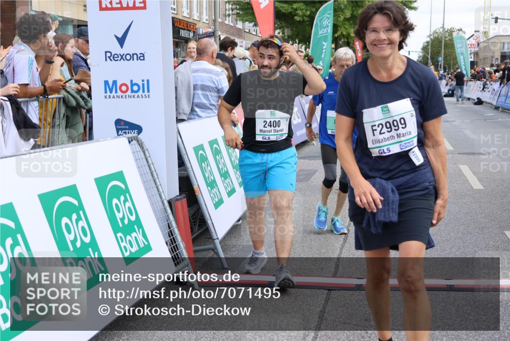 15.09.2024 - PSD Bank Halbmarathon Strokosch-Dieckow http://msf.ph/oto/7071495 15.09.2024 12:23:25 Ziel 803, 2394, 2400, 2933, 2999, 3219, 3320 meine-sportfotos.de