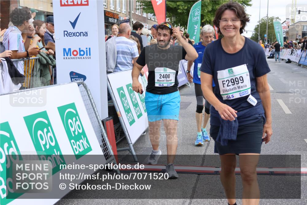 15.09.2024 - PSD Bank Halbmarathon Strokosch-Dieckow http://msf.ph/oto/7071520 15.09.2024 12:23:25 Ziel 803, 2394, 2400, 2933, 2999, 3219, 3320 meine-sportfotos.de