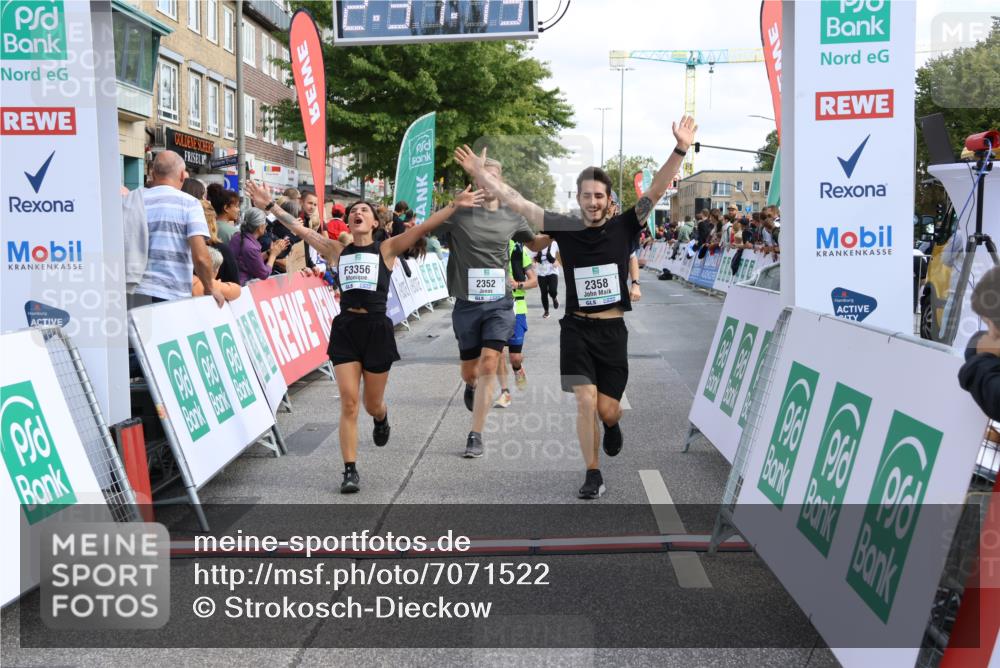 15.09.2024 - PSD Bank Halbmarathon Strokosch-Dieckow http://msf.ph/oto/7071522 15.09.2024 12:32:04 Ziel 2068, 2192, 2352, 2358, 2423, 3014, 3203, 3207, 3356, 3541 meine-sportfotos.de