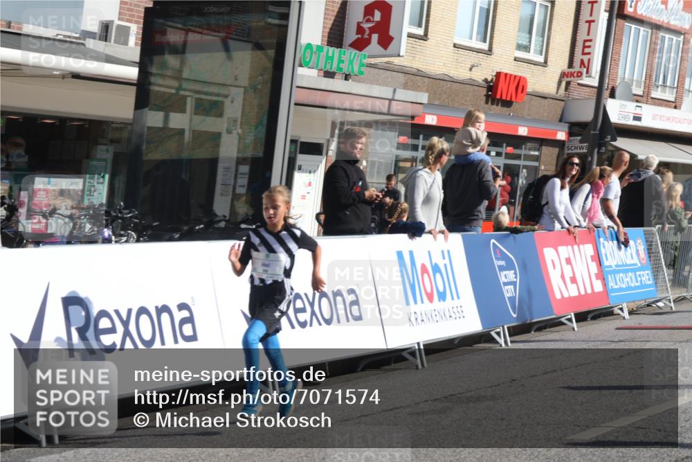 15.09.2024 - PSD Bank Halbmarathon Michael Strokosch http://msf.ph/oto/7071574 15.09.2024 10:28:17 Ziel 45, 84, 89, 92, 132, 135, 149, 161, 166, 208, 258, 285 meine-sportfotos.de