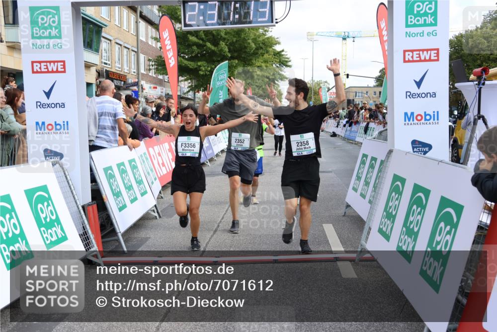 15.09.2024 - PSD Bank Halbmarathon Strokosch-Dieckow http://msf.ph/oto/7071612 15.09.2024 12:32:04 Ziel 2068, 2192, 2352, 2358, 2423, 3014, 3203, 3207, 3356, 3541 meine-sportfotos.de