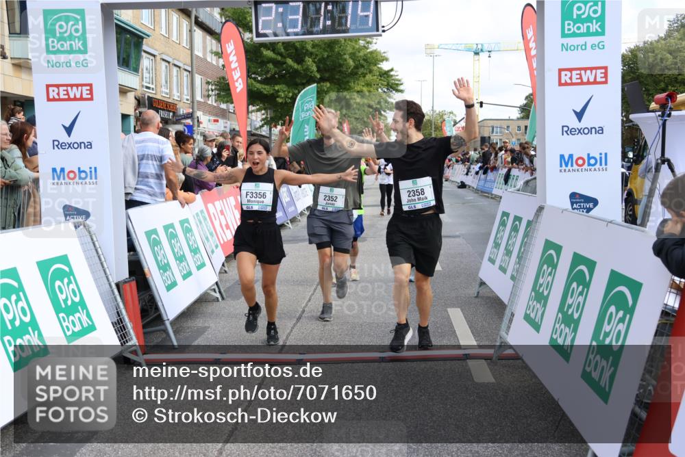 15.09.2024 - PSD Bank Halbmarathon Strokosch-Dieckow http://msf.ph/oto/7071650 15.09.2024 12:32:05 Ziel 2068, 2192, 2352, 2358, 2423, 3014, 3203, 3207, 3356, 3541 meine-sportfotos.de