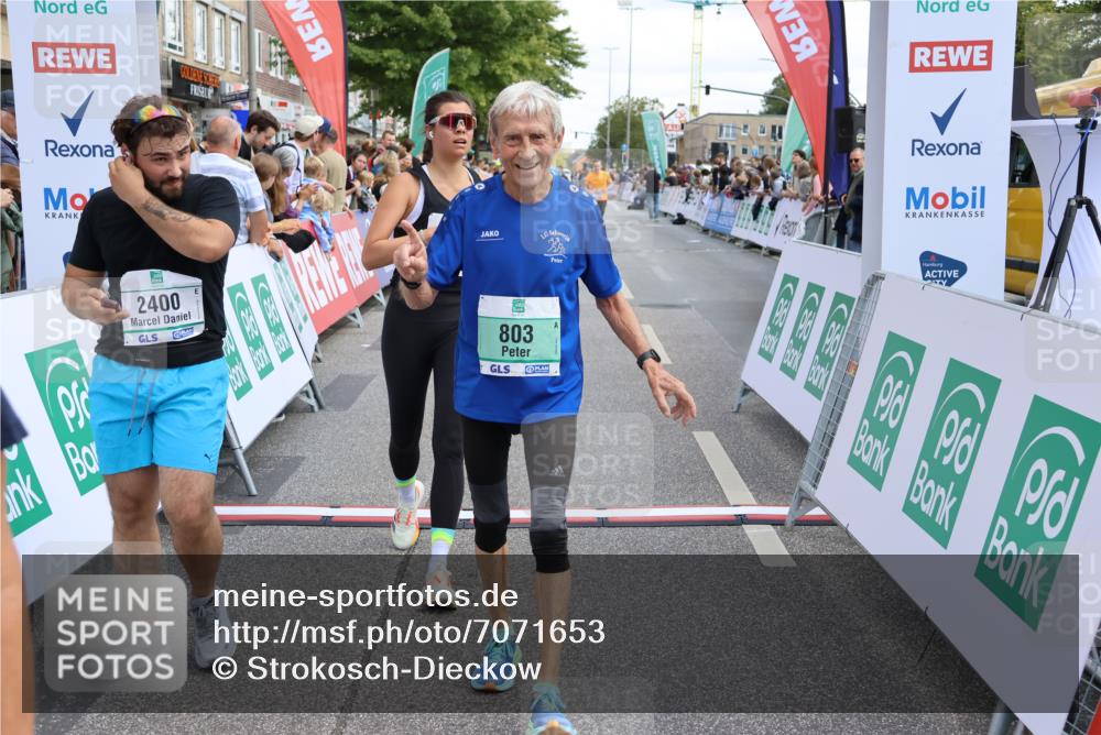 15.09.2024 - PSD Bank Halbmarathon Strokosch-Dieckow http://msf.ph/oto/7071653 15.09.2024 12:23:27 Ziel 803, 2078, 2400, 2550, 2933, 2999, 3219, 3320 meine-sportfotos.de