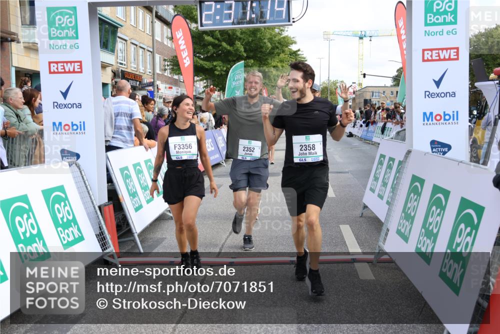 15.09.2024 - PSD Bank Halbmarathon Strokosch-Dieckow http://msf.ph/oto/7071851 15.09.2024 12:32:05 Ziel 2068, 2192, 2352, 2358, 2423, 3014, 3203, 3207, 3356, 3541 meine-sportfotos.de