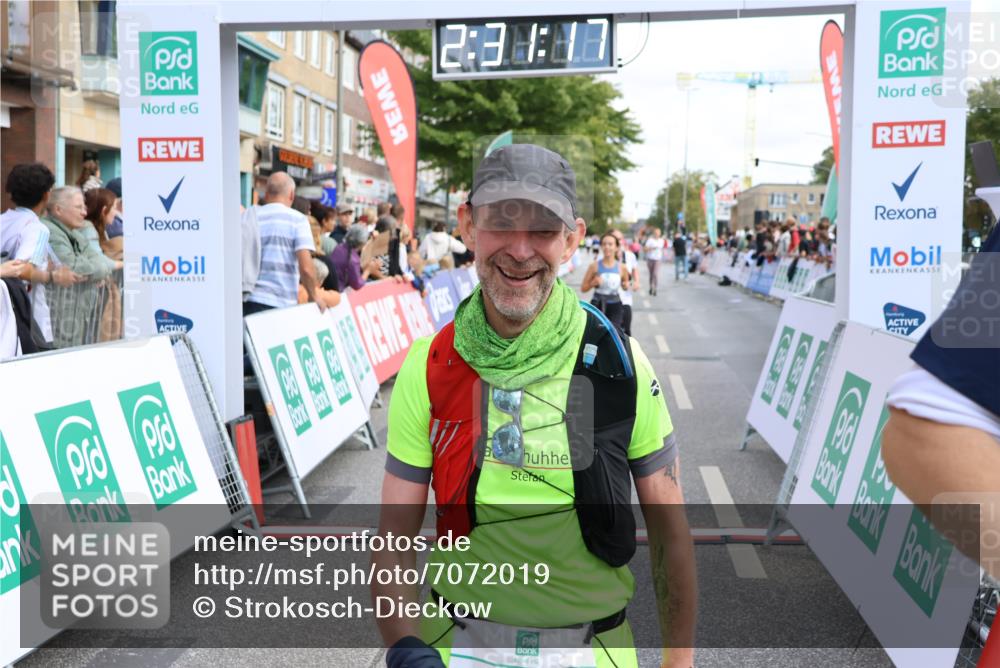 15.09.2024 - PSD Bank Halbmarathon Strokosch-Dieckow http://msf.ph/oto/7072019 15.09.2024 12:32:08 Ziel 2192, 2352, 2358, 2423, 3014, 3203, 3207, 3291, 3356, 3541 meine-sportfotos.de