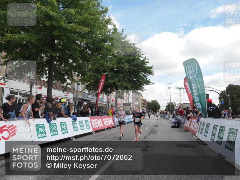 15.09.2024 - PSD Bank Halbmarathon Miley Keyser http://msf.ph/oto/7072062 15.09.2024 12:26:14 Ziel 2183, 2186, 3086, 3156, 3157, 3226, 3239, 3281, 3342, 3413 meine-sportfotos.de