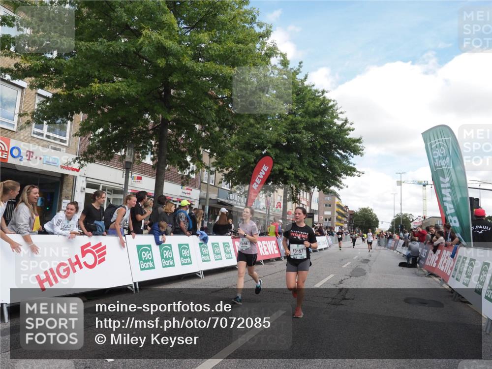 15.09.2024 - PSD Bank Halbmarathon Miley Keyser http://msf.ph/oto/7072085 15.09.2024 12:26:15 Ziel 2183, 2186, 3086, 3156, 3157, 3226, 3281, 3342, 3413 meine-sportfotos.de