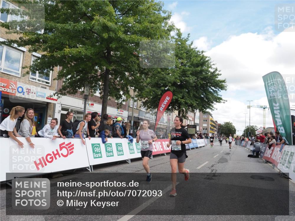 15.09.2024 - PSD Bank Halbmarathon Miley Keyser http://msf.ph/oto/7072093 15.09.2024 12:26:15 Ziel 2183, 2186, 3086, 3156, 3157, 3226, 3281, 3342, 3413 meine-sportfotos.de