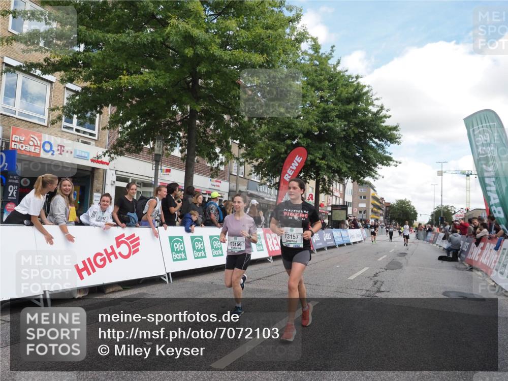 15.09.2024 - PSD Bank Halbmarathon Miley Keyser http://msf.ph/oto/7072103 15.09.2024 12:26:15 Ziel 2183, 2186, 3086, 3156, 3157, 3226, 3281, 3342, 3413 meine-sportfotos.de