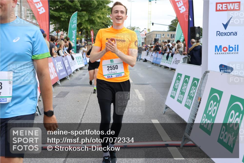 15.09.2024 - PSD Bank Halbmarathon Strokosch-Dieckow http://msf.ph/oto/7072334 15.09.2024 12:23:35 Ziel 803, 2078, 2307, 2400, 2550, 2933, 2999, 3243, 3320, 3370 meine-sportfotos.de