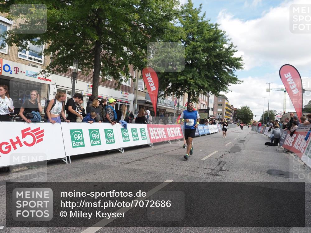 15.09.2024 - PSD Bank Halbmarathon Miley Keyser http://msf.ph/oto/7072686 15.09.2024 12:27:40 Ziel 2114, 2156, 2309, 3288, 3424 meine-sportfotos.de