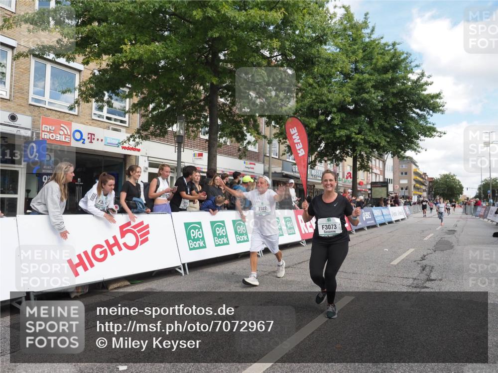 15.09.2024 - PSD Bank Halbmarathon Miley Keyser http://msf.ph/oto/7072967 15.09.2024 12:28:09 Ziel 1858, 2322, 2420, 3073, 3284, 3327 meine-sportfotos.de