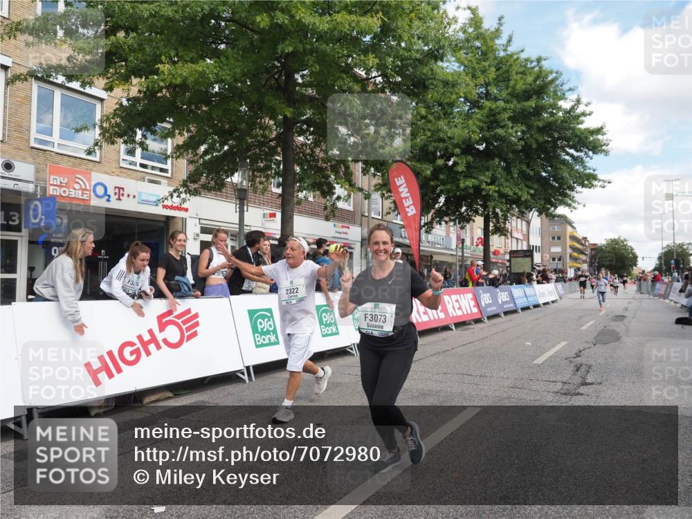 15.09.2024 - PSD Bank Halbmarathon Miley Keyser http://msf.ph/oto/7072980 15.09.2024 12:28:10 Ziel 1858, 2322, 2420, 3073, 3327 meine-sportfotos.de