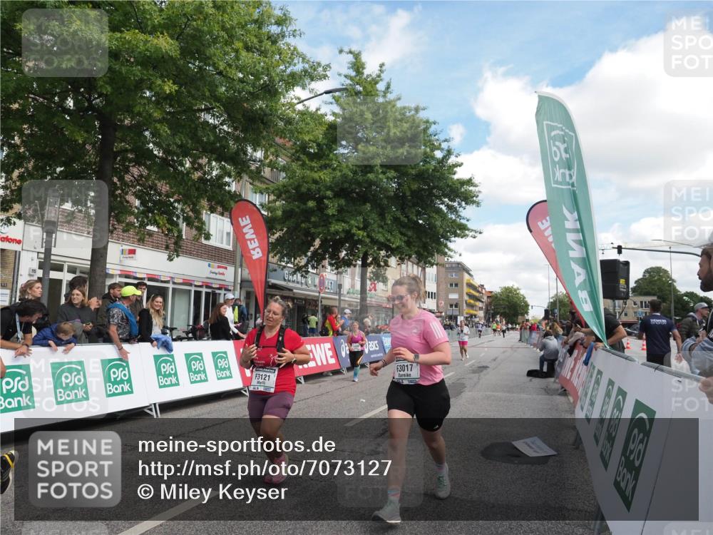 15.09.2024 - PSD Bank Halbmarathon Miley Keyser http://msf.ph/oto/7073127 15.09.2024 12:28:24 Ziel 2392, 2439, 2441, 3017, 3073, 3121, 3225, 3274, 3327 meine-sportfotos.de