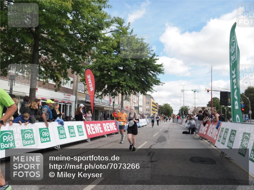 15.09.2024 - PSD Bank Halbmarathon Miley Keyser http://msf.ph/oto/7073266 15.09.2024 12:28:50 Ziel 2076, 2108, 2157, 2288, 2458, 2715, 3255, 3442 meine-sportfotos.de