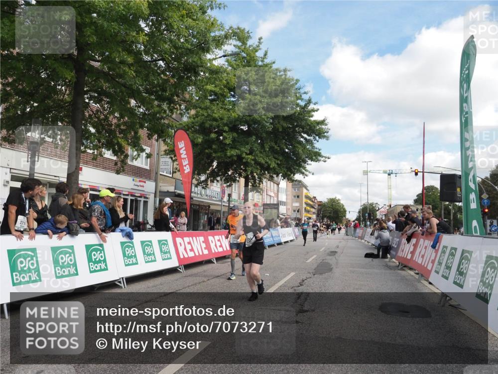 15.09.2024 - PSD Bank Halbmarathon Miley Keyser http://msf.ph/oto/7073271 15.09.2024 12:28:51 Ziel 2076, 2108, 2157, 2288, 2458, 2715, 3255, 3442 meine-sportfotos.de