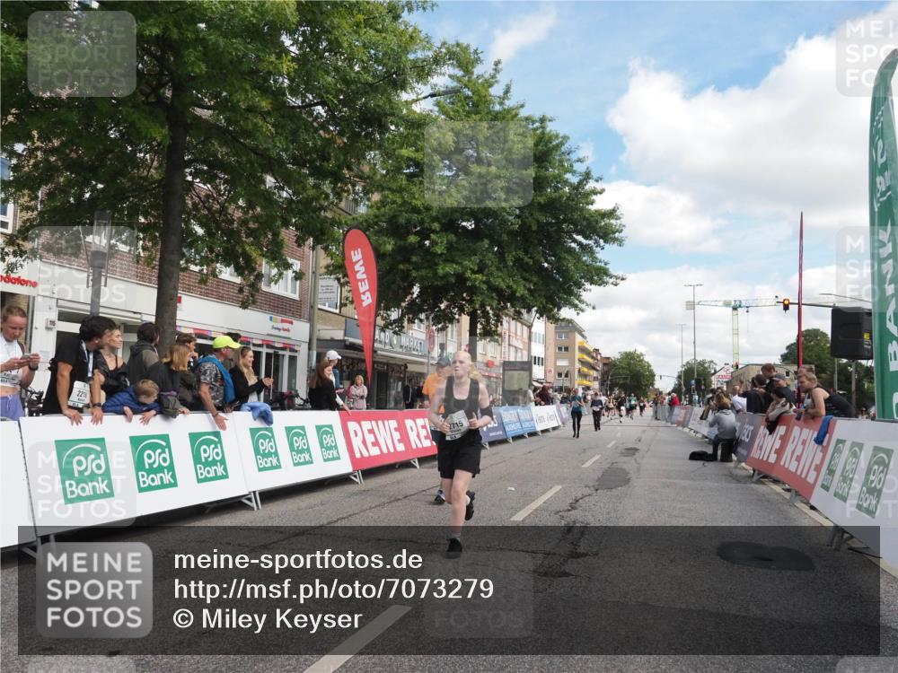 15.09.2024 - PSD Bank Halbmarathon Miley Keyser http://msf.ph/oto/7073279 15.09.2024 12:28:51 Ziel 2076, 2108, 2157, 2288, 2458, 2715, 3255, 3442 meine-sportfotos.de