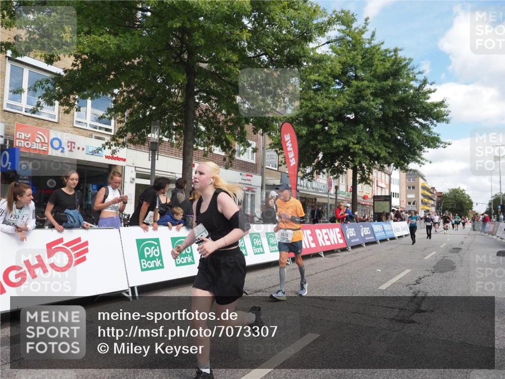 15.09.2024 - PSD Bank Halbmarathon Miley Keyser http://msf.ph/oto/7073307 15.09.2024 12:28:52 Ziel 2076, 2108, 2157, 2288, 2458, 2715, 3057, 3255, 3442 meine-sportfotos.de