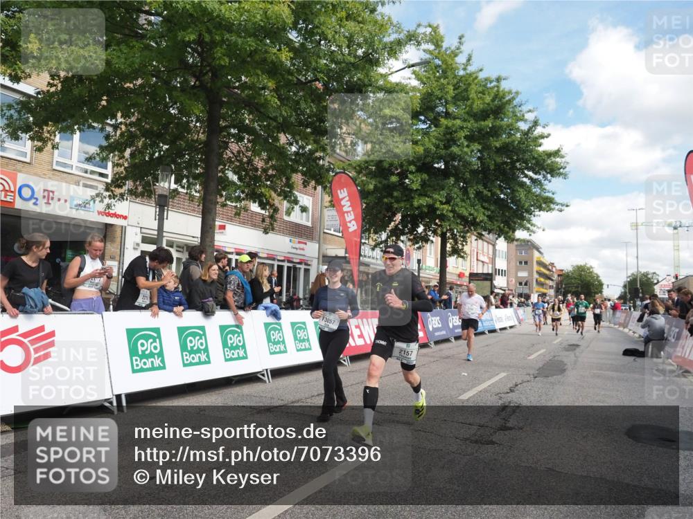 15.09.2024 - PSD Bank Halbmarathon Miley Keyser http://msf.ph/oto/7073396 15.09.2024 12:29:00 Ziel 2075, 2076, 2108, 2157, 2288, 2715, 3057, 3247, 3255, 3266, 3287, 3325, 3401 meine-sportfotos.de