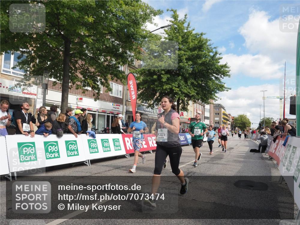 15.09.2024 - PSD Bank Halbmarathon Miley Keyser http://msf.ph/oto/7073474 15.09.2024 12:29:06 Ziel 2073, 2075, 2076, 2089, 2157, 2288, 2362, 2451, 3057, 3247, 3255, 3266, 3287, 3325, 3401, 3491 meine-sportfotos.de