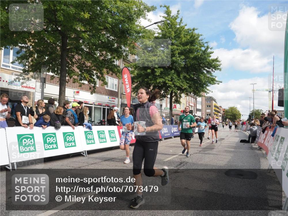 15.09.2024 - PSD Bank Halbmarathon Miley Keyser http://msf.ph/oto/7073479 15.09.2024 12:29:06 Ziel 2073, 2075, 2076, 2089, 2157, 2288, 2362, 2451, 3057, 3247, 3255, 3266, 3287, 3325, 3401, 3491 meine-sportfotos.de