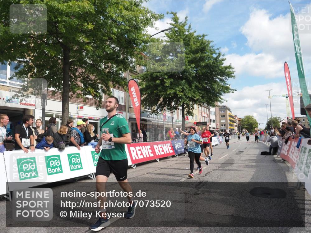 15.09.2024 - PSD Bank Halbmarathon Miley Keyser http://msf.ph/oto/7073520 15.09.2024 12:29:07 Ziel 2073, 2075, 2076, 2089, 2157, 2288, 2362, 2451, 3057, 3247, 3255, 3266, 3287, 3325, 3401, 3491 meine-sportfotos.de