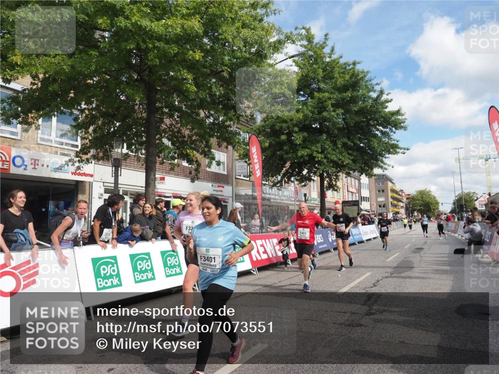 15.09.2024 - PSD Bank Halbmarathon Miley Keyser http://msf.ph/oto/7073551 15.09.2024 12:29:09 Ziel 2073, 2075, 2089, 2288, 2362, 2451, 3057, 3129, 3247, 3255, 3266, 3287, 3325, 3401, 3491 meine-sportfotos.de