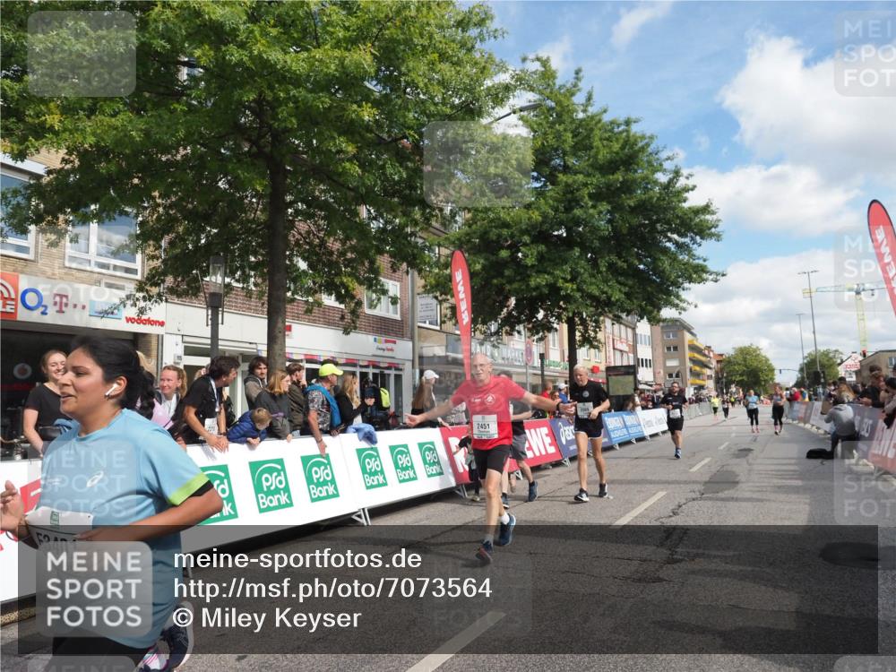 15.09.2024 - PSD Bank Halbmarathon Miley Keyser http://msf.ph/oto/7073564 15.09.2024 12:29:10 Ziel 2073, 2075, 2089, 2288, 2362, 2451, 3057, 3129, 3247, 3255, 3266, 3287, 3325, 3401, 3491 meine-sportfotos.de
