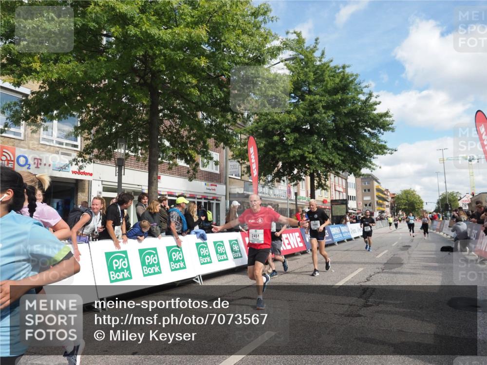 15.09.2024 - PSD Bank Halbmarathon Miley Keyser http://msf.ph/oto/7073567 15.09.2024 12:29:10 Ziel 2073, 2075, 2089, 2288, 2362, 2451, 3057, 3129, 3247, 3255, 3266, 3287, 3325, 3401, 3491 meine-sportfotos.de